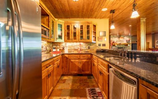 12600 ABC Drive, Crosslake, MN 56442