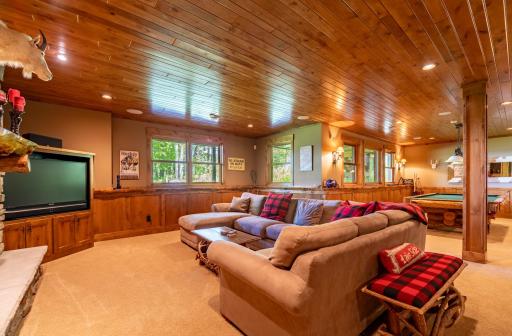 12600 ABC Drive, Crosslake, MN 56442