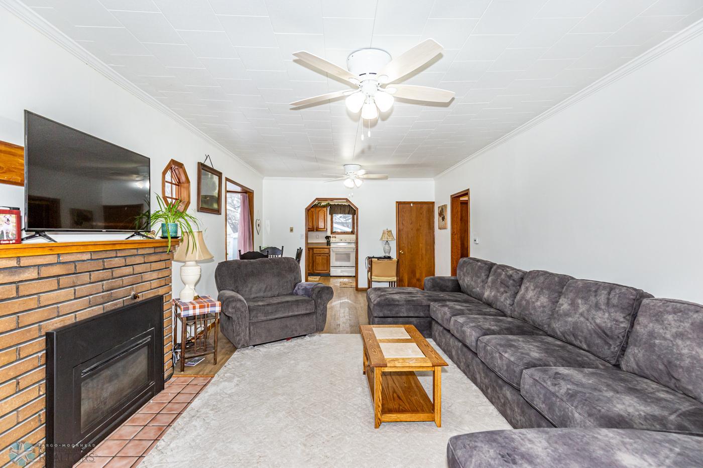 Home-13.jpg