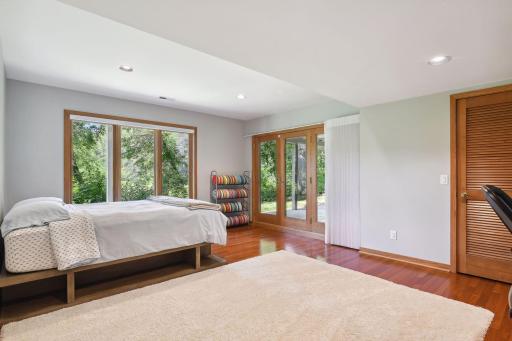 2410 Lorien Street, Minnetonka, MN 55305