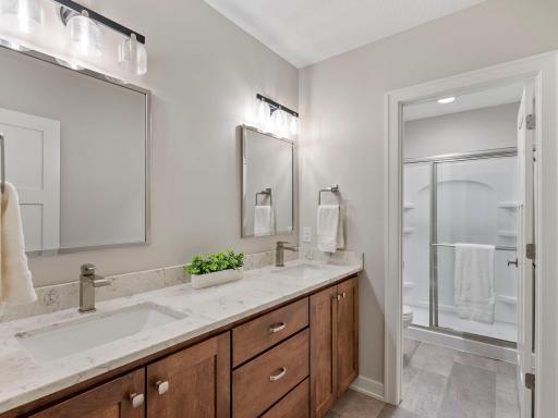141 Mendota Road W, West Saint Paul, MN 55118