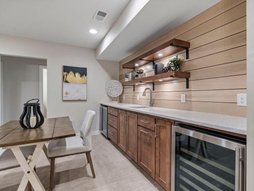 141 Mendota Road W, West Saint Paul, MN 55118