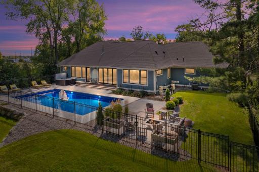 141 Mendota Road W, West Saint Paul, MN 55118