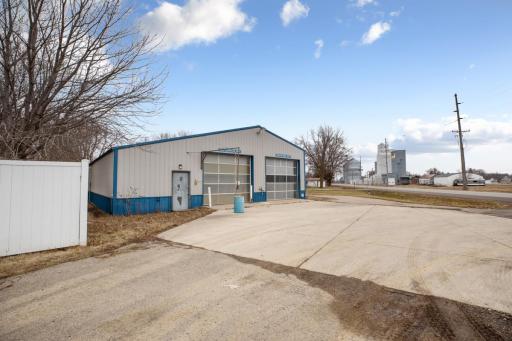 Minnesota Lake, MN 56068