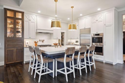 6624 Waterford Lane, Excelsior, MN 55331