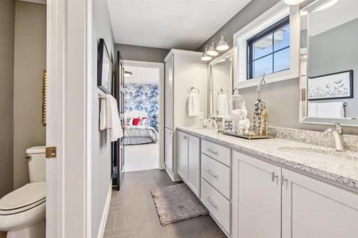 2367 Meeting Place, Wayzata, MN 55391