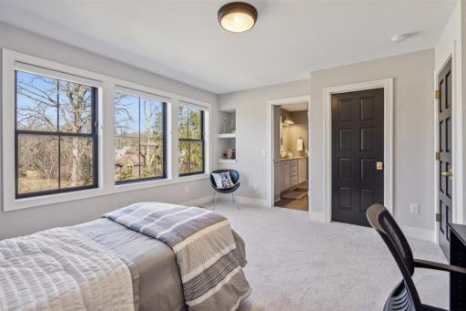 2367 Meeting Place, Wayzata, MN 55391