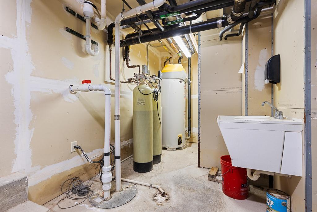 Basement utility space - also hosts a utility sink