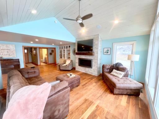 2340 Cherry Hill Drive, Detroit Lakes, MN 56501