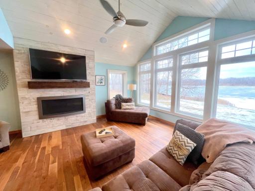 2340 Cherry Hill Drive, Detroit Lakes, MN 56501