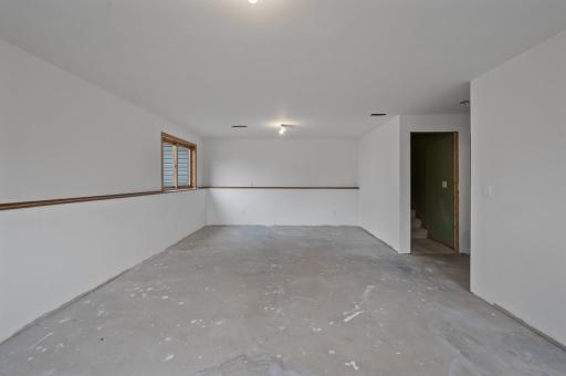 14124 Ferrara Avenue N, Hugo, MN 55038