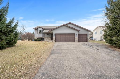 14124 Ferrara Avenue N, Hugo, MN 55038