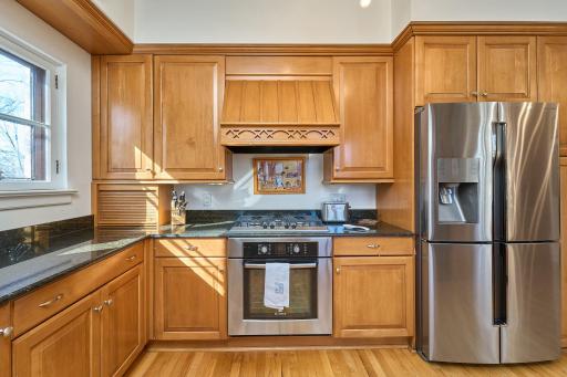 932 4th Street SW, Rochester, MN 55902