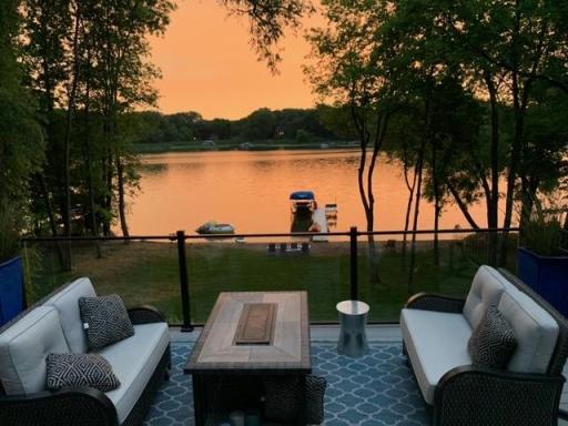 490 Bighorn Drive, Chanhassen, MN 55317