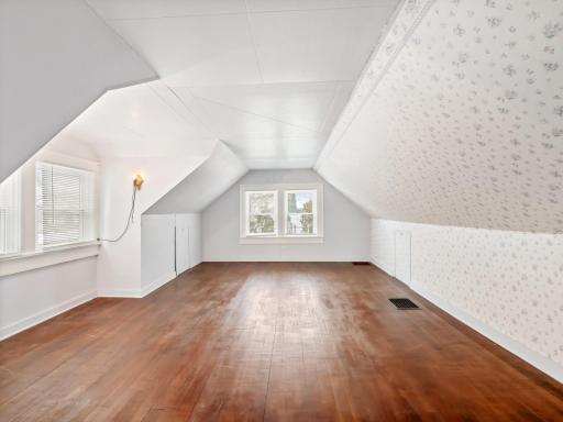 Photo for 915 Douglas Street, Alexandria, MN 56308 - Listing #6486381 915 Douglas Street, Alexandria, MN 56308