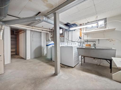 Photo for 915 Douglas Street, Alexandria, MN 56308 - Listing #6486381 915 Douglas Street, Alexandria, MN 56308