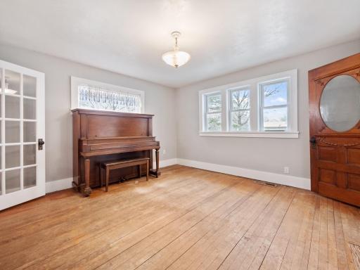 Photo for 915 Douglas Street, Alexandria, MN 56308 - Listing #6486381 915 Douglas Street, Alexandria, MN 56308