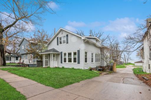 Welcome to 467 N. Shore Drive Forest Lake MN 55025