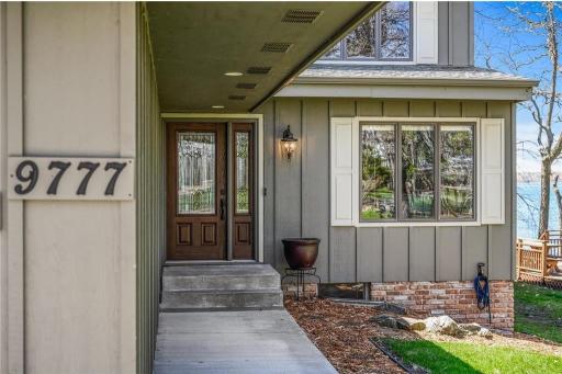 9777 103rd Street NW, Annandale, MN 55302