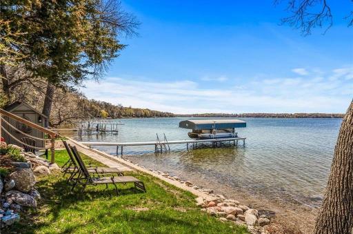 9777 103rd Street NW, Annandale, MN 55302