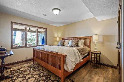 9777 103rd Street NW, Annandale, MN 55302