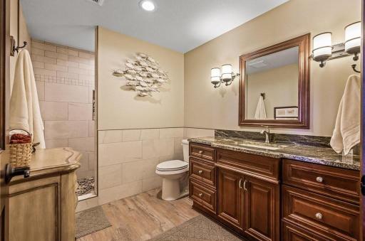 9777 103rd Street NW, Annandale, MN 55302