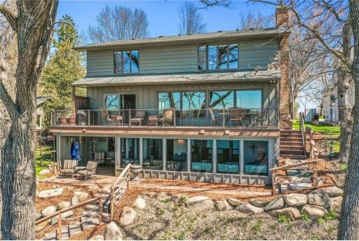 Welcome to this impressive Clearwater Lake home!