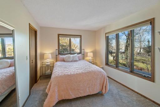 9777 103rd Street NW, Annandale, MN 55302