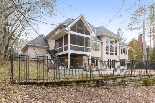 13567 Essex Place, Minnetonka, MN 55305