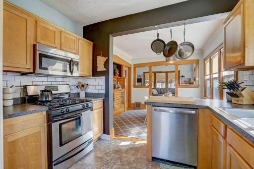 16-web-or-mls-19th Ave S-016.jpg