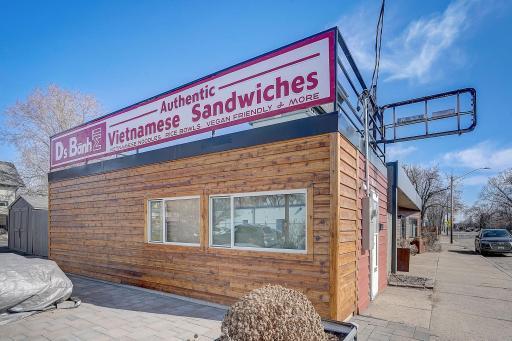 45-web-or-mls-19th Ave S-045.jpg