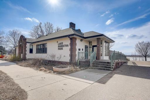 53-web-or-mls-19th Ave S-053.jpg