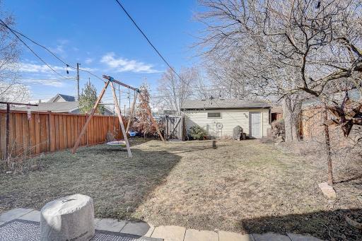 40-web-or-mls-19th Ave S-040.jpg