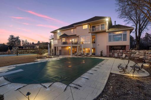 20x40 Swimming Pool w/ stamped concrete and space wired for a 220-amp hot tub!