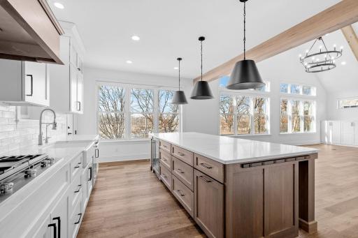 27-web-or-mls-21412 Crescent Curve-27.jpg