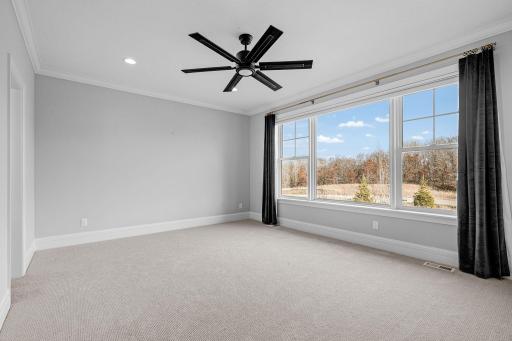 34-web-or-mls-21412 Crescent Curve-34.jpg