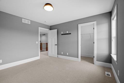 47-web-or-mls-21412 Crescent Curve-47.jpg