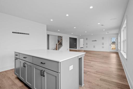 57-web-or-mls-21412 Crescent Curve-57.jpg