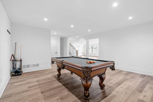 59-web-or-mls-21412 Crescent Curve-59.jpg