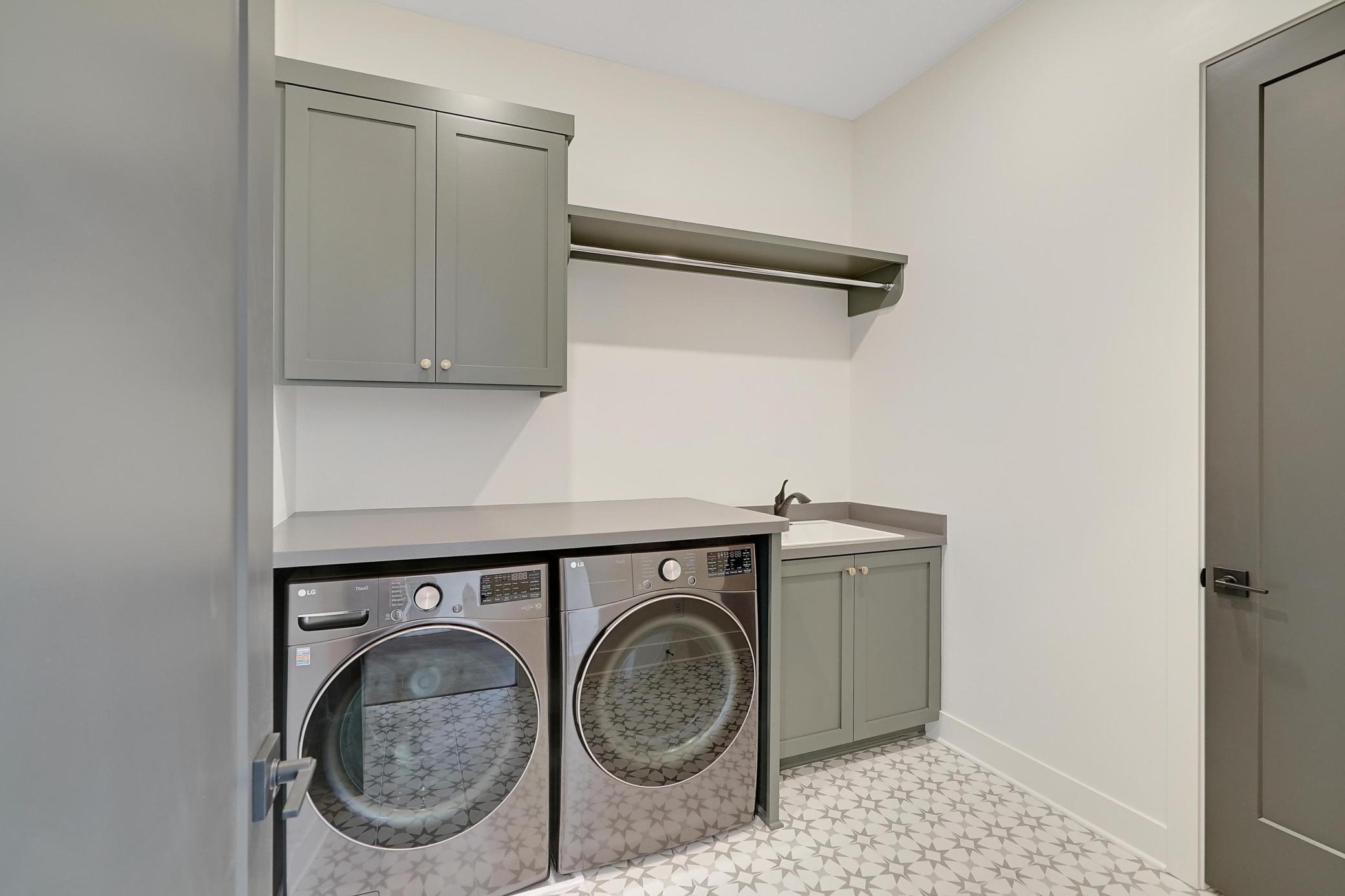 Photos taken from another similar home recently built by JPC Custom Homes>>future "to-be-built" home will have varying details, specs and finishes based on those clients selections