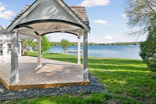 5189 Emerald Drive, Mound, MN 55364