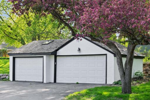5189 Emerald Drive, Mound, MN 55364
