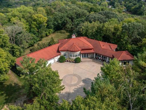 1300 Deerwood Drive, Saint Paul, MN 55123