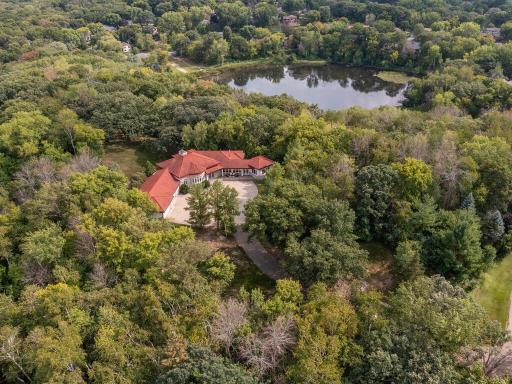 1300 Deerwood Drive, Saint Paul, MN 55123