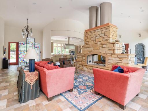 1300 Deerwood Drive, Saint Paul, MN 55123
