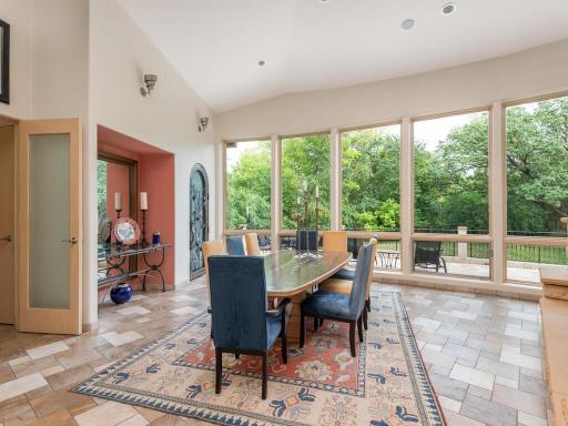 1300 Deerwood Drive, Saint Paul, MN 55123