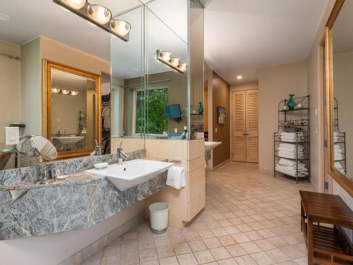 1300 Deerwood Drive, Saint Paul, MN 55123