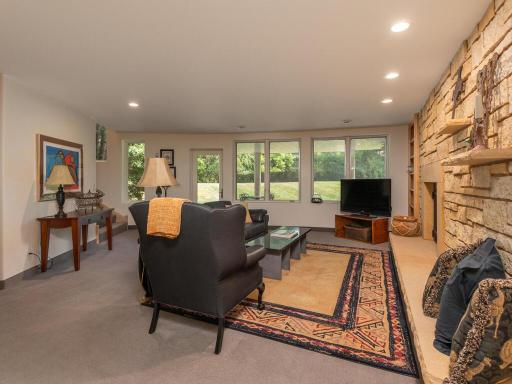 1300 Deerwood Drive, Saint Paul, MN 55123