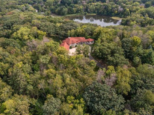 1300 Deerwood Drive, Saint Paul, MN 55123