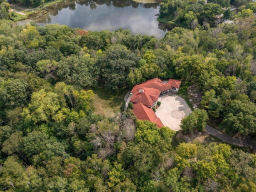 1300 Deerwood Drive, Saint Paul, MN 55123